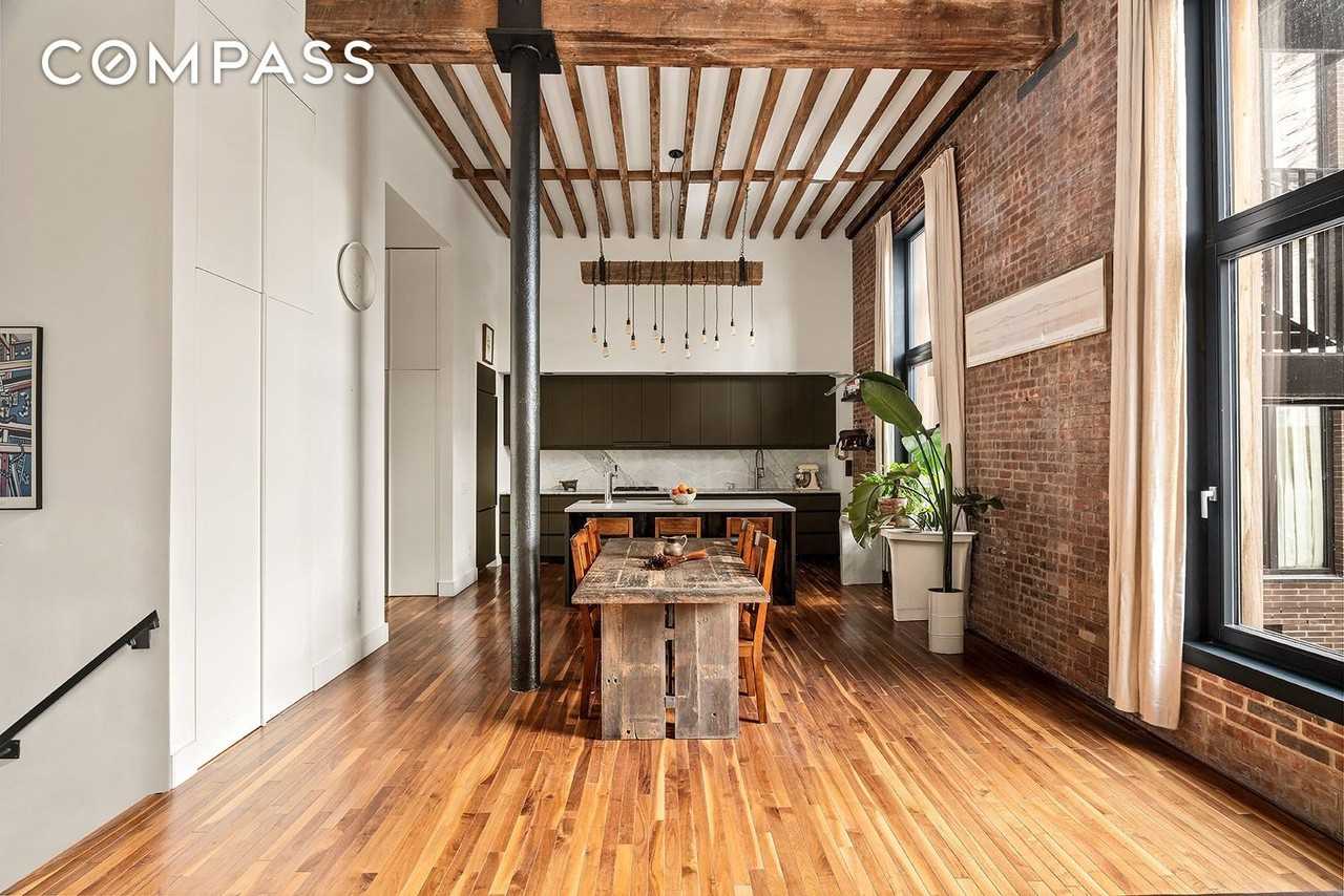 533 Leonard St #1B - Photo 3 of 11