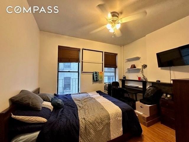 349 W 45th St #3RE - Photo 4 of 5