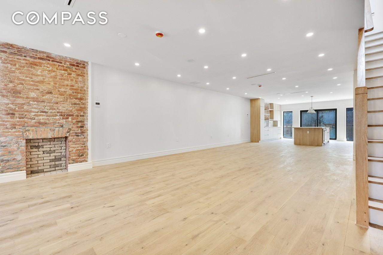 84 Pilling St #2 - Photo 7 of 22