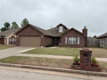 1424 Sw 129th St - Photo 1 of 1