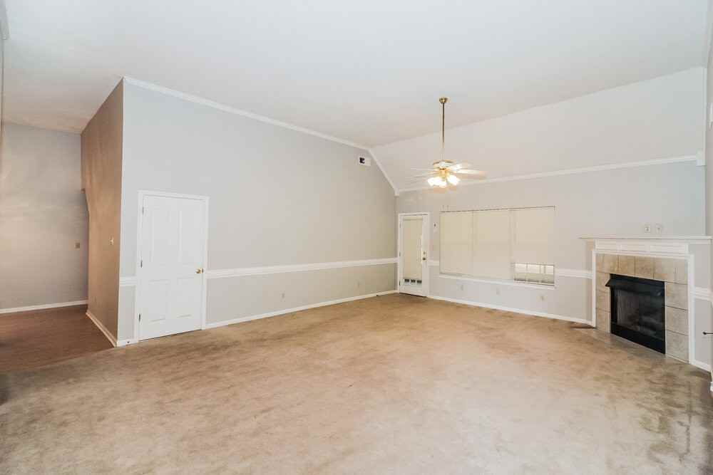 2382 Bethany Dr - Photo 3 of 16