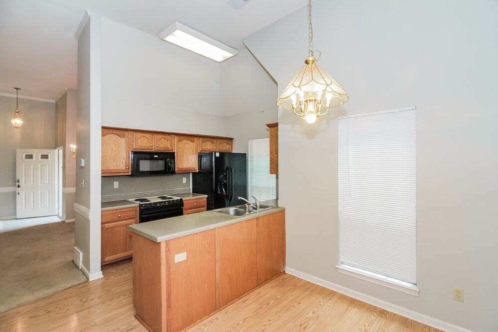 2382 Bethany Dr - Photo 5 of 16