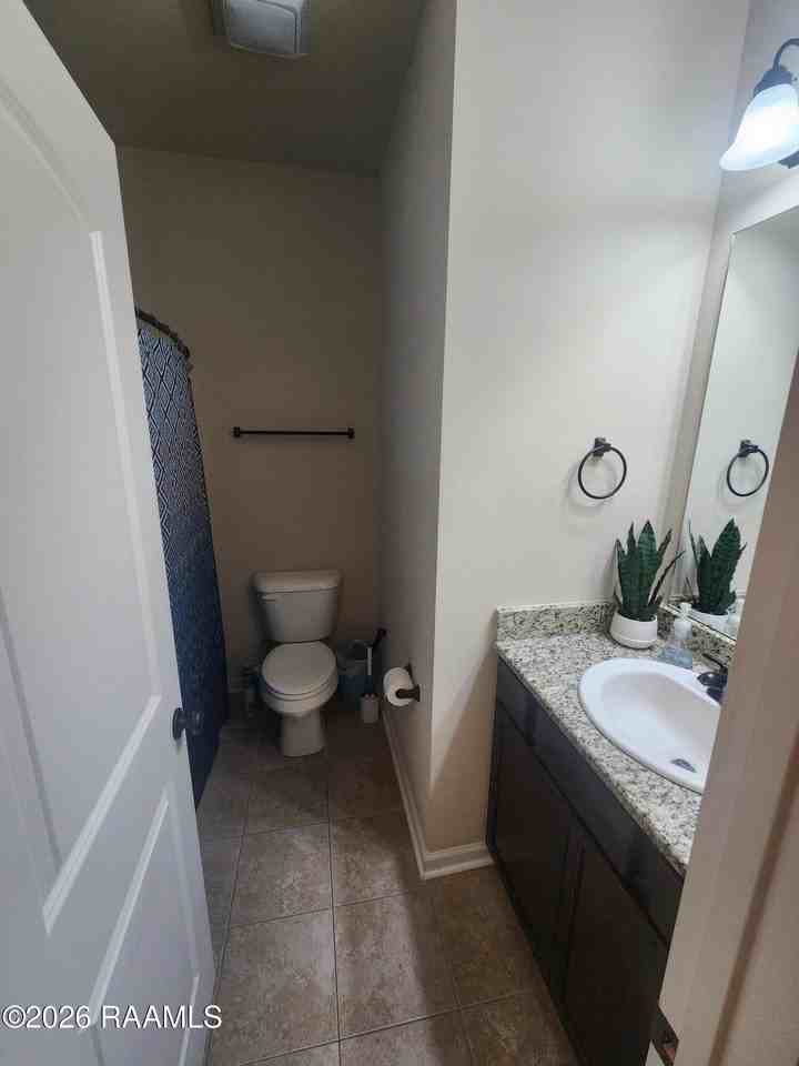 417 Elwick Dr - Photo 7 of 16