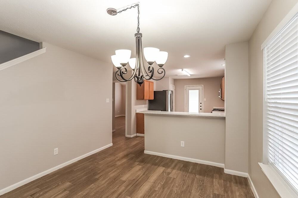 10518 Southway Bend Ln - Photo 6 of 17