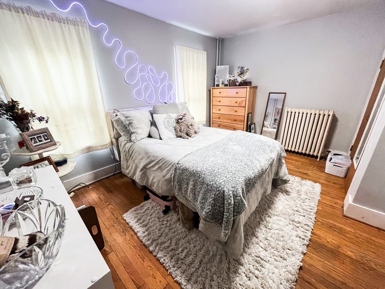 327 Pleasant St #1 - Photo 6 of 16