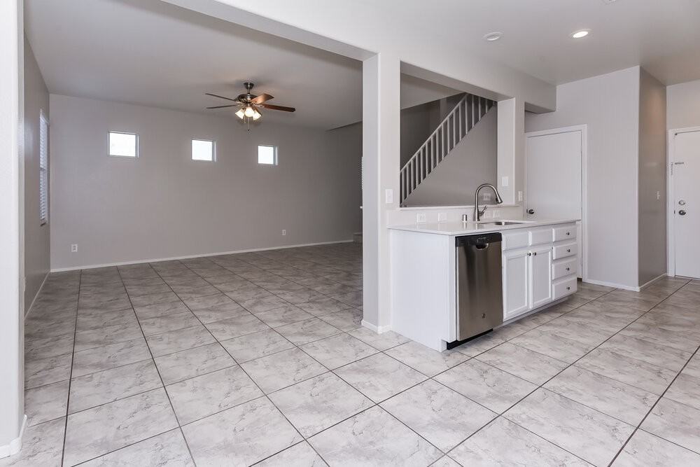 698 Blooming Sage Ct - Photo 7 of 17