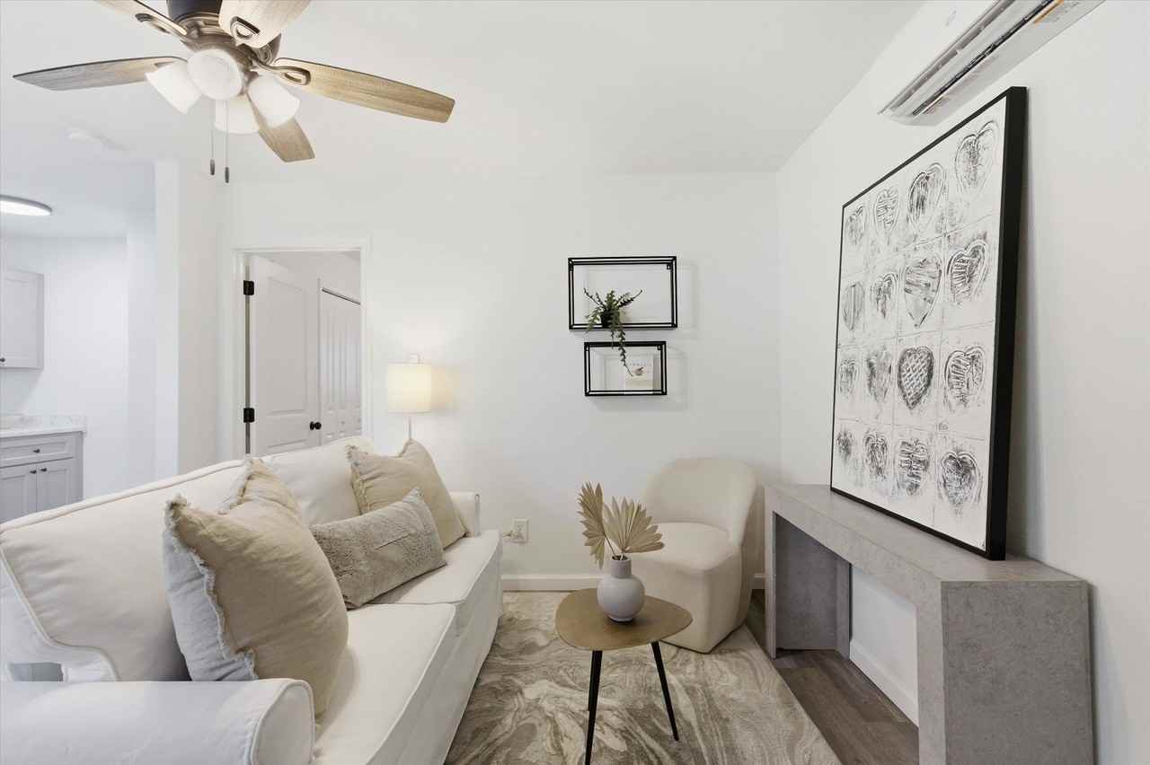 1322 California St - Photo 4 of 14