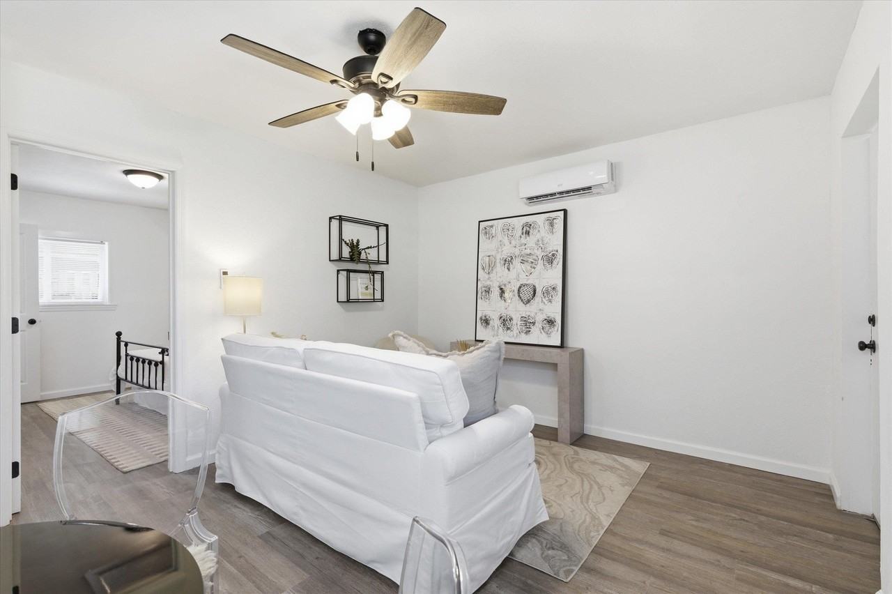 1322 California St - Photo 5 of 14