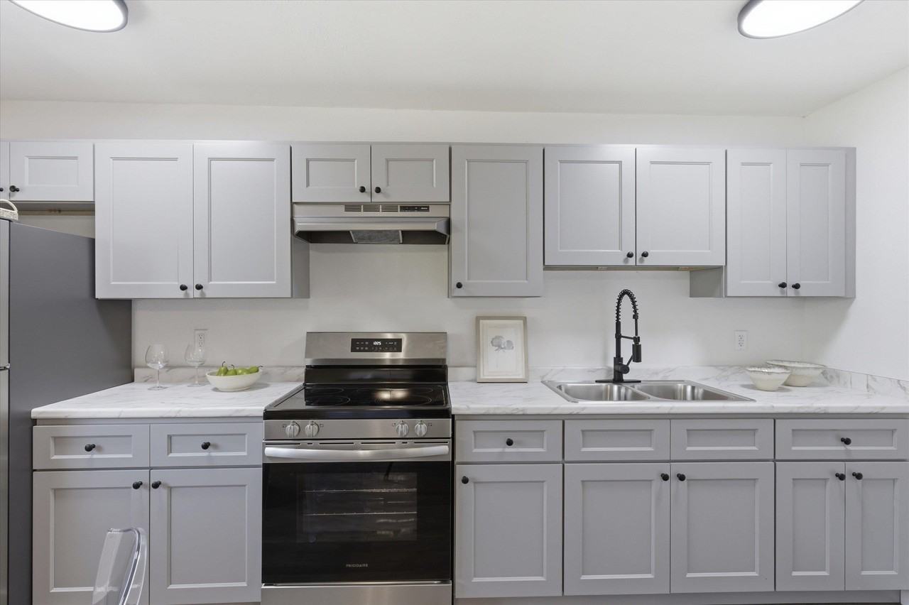 1322 California St - Photo 7 of 14