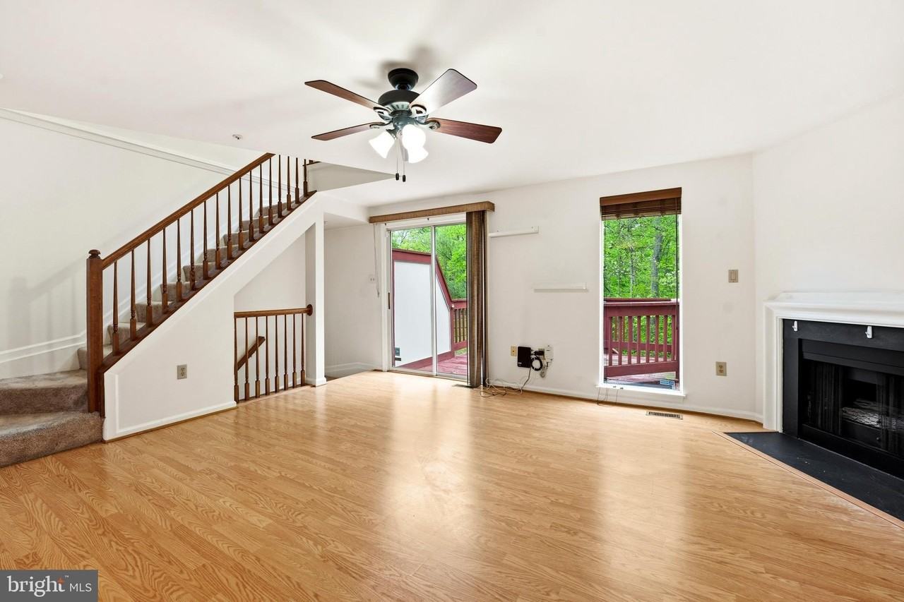 249 Sycamore Ridge Rd - Photo 5 of 34