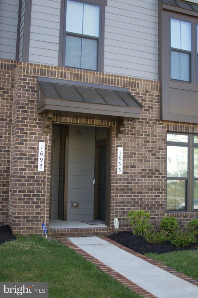 1697 Dunnington Pl - Photo 2 of 50