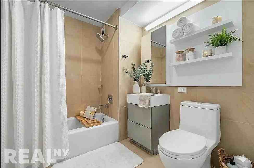 Front St #8B - Photo 7 of 17