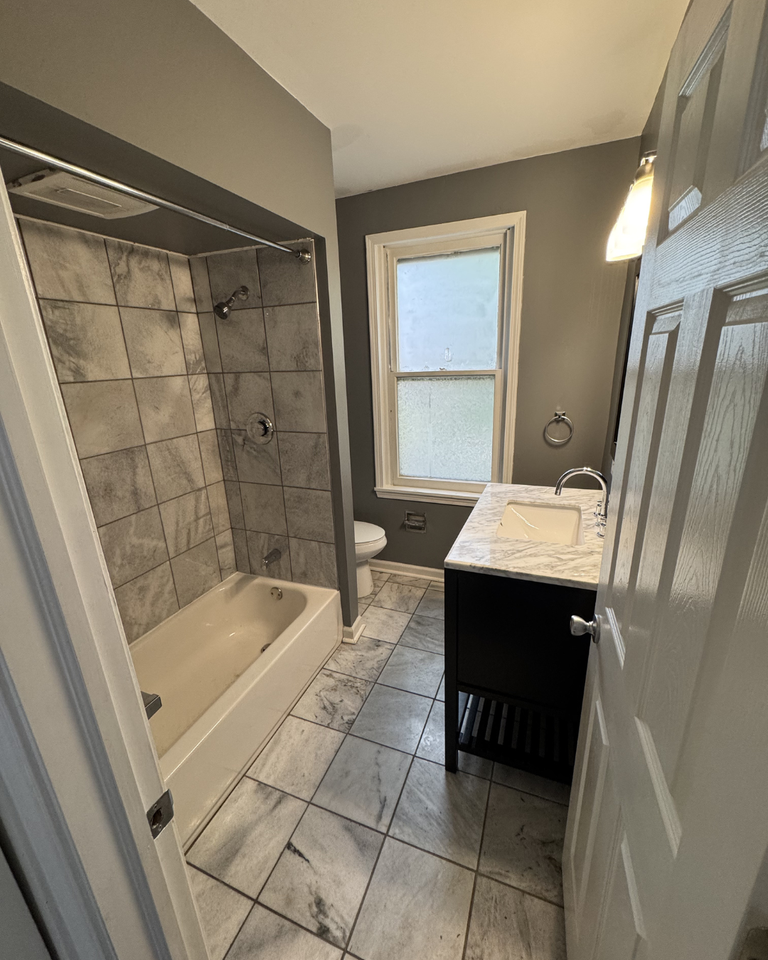 1635 Methyl Street - Photo 4 of 15