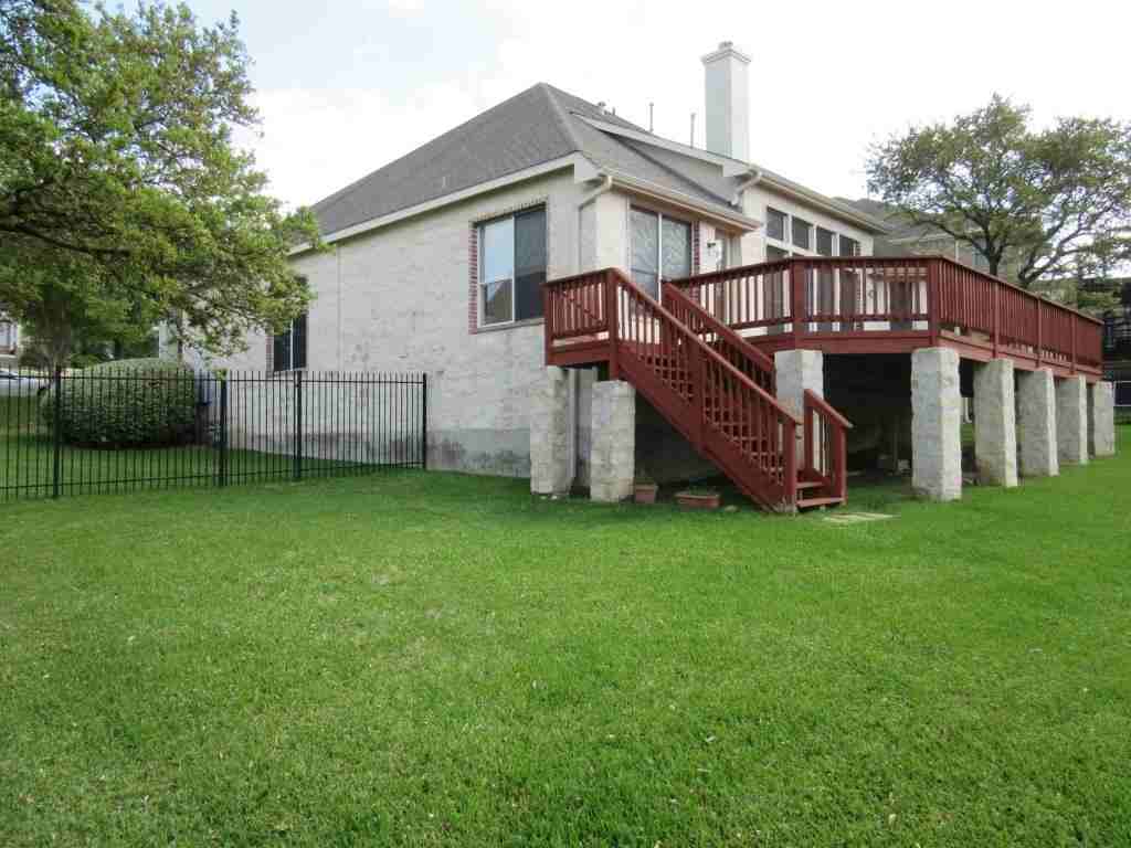 3908 Michael Neill Dr - Photo 2 of 10