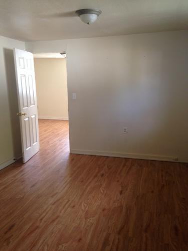 110 Roosevelt St #5 - Photo 4 of 6