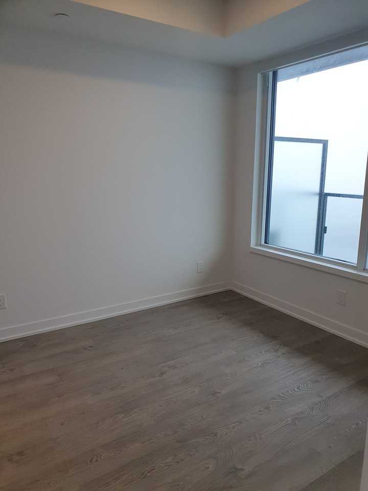 1926 Lake Shore Boulevard West #3905 - Photo 5 of 16