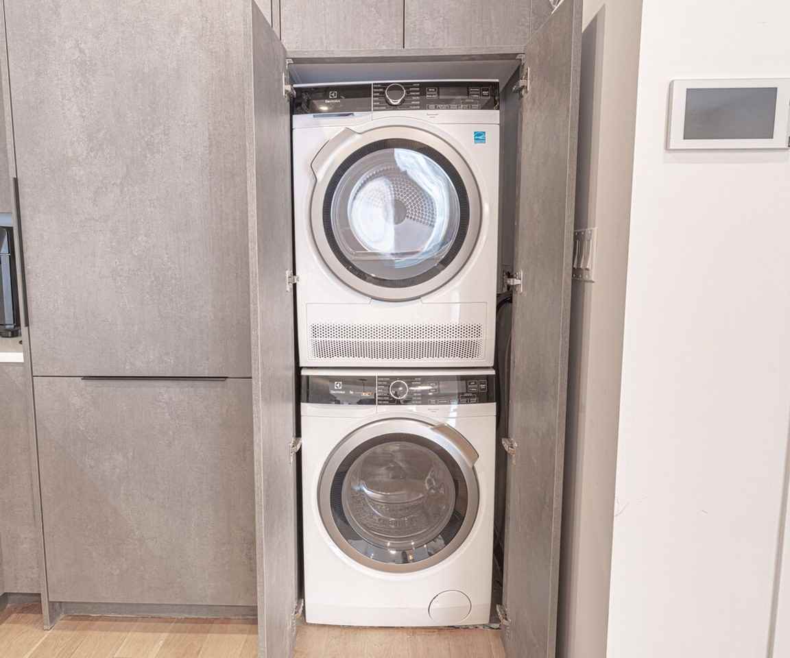 233 Covert St #1515247P - Photo 7 of 25