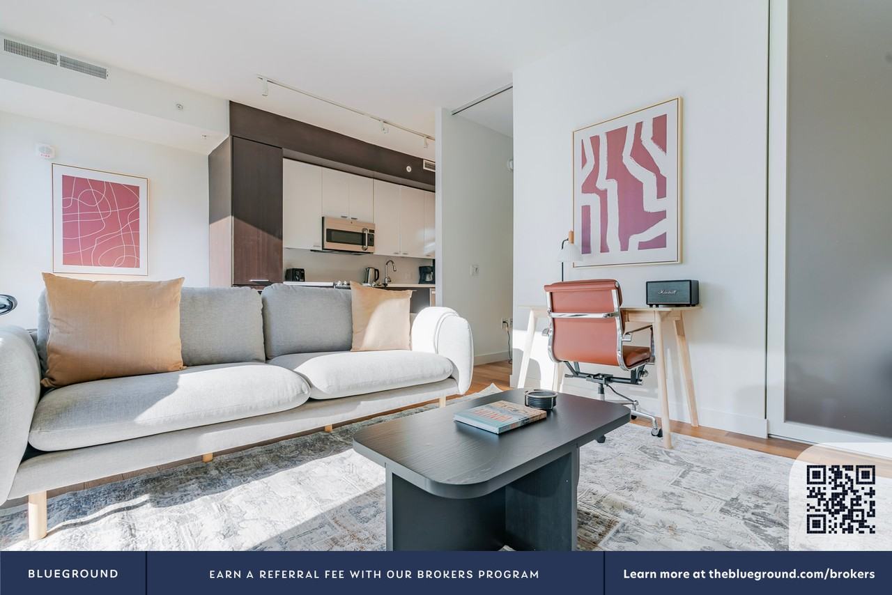 1212 4th Street Southeast - Photo 5 of 37