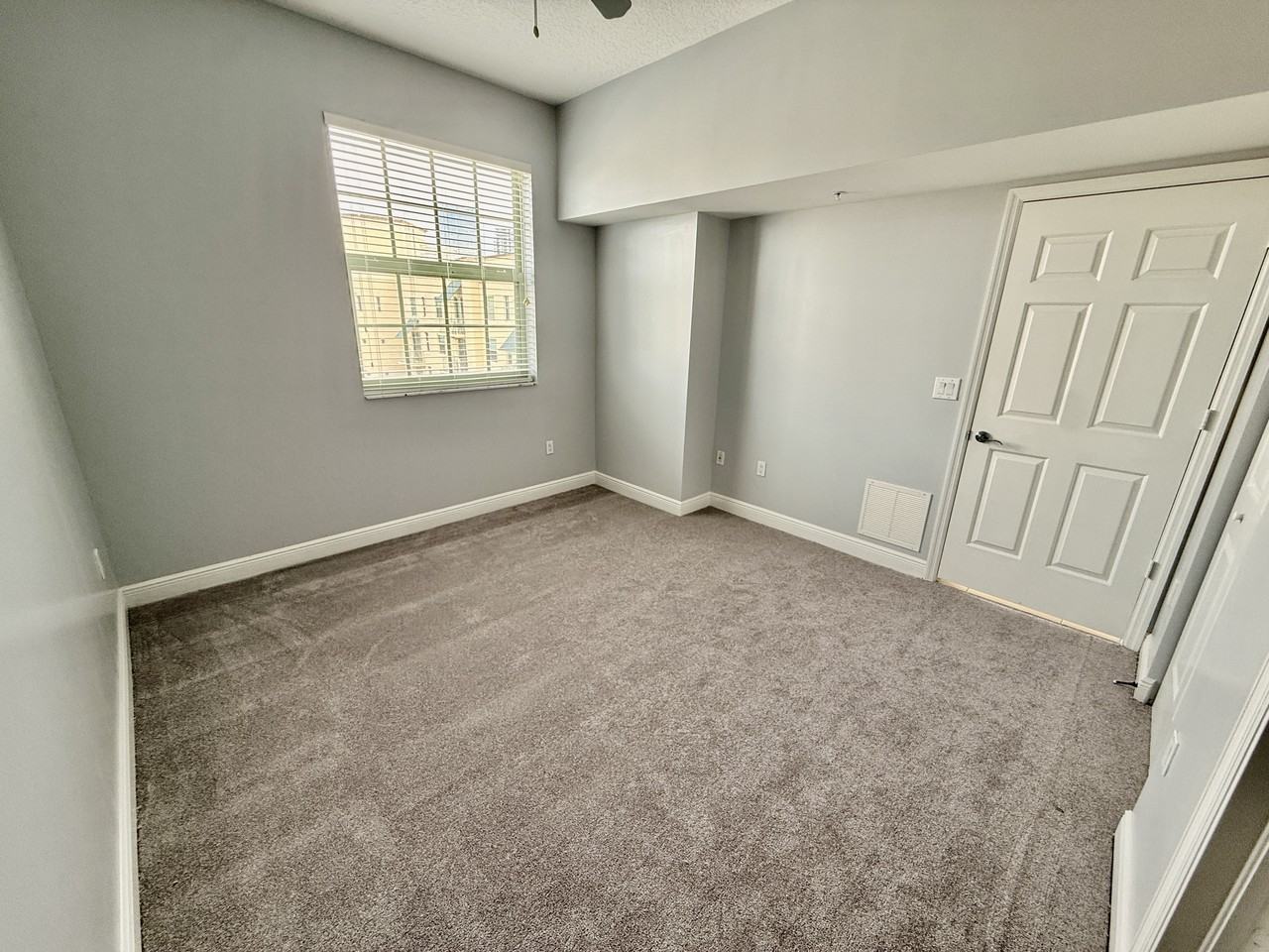 610 Clematis Street #825 - Photo 4 of 4