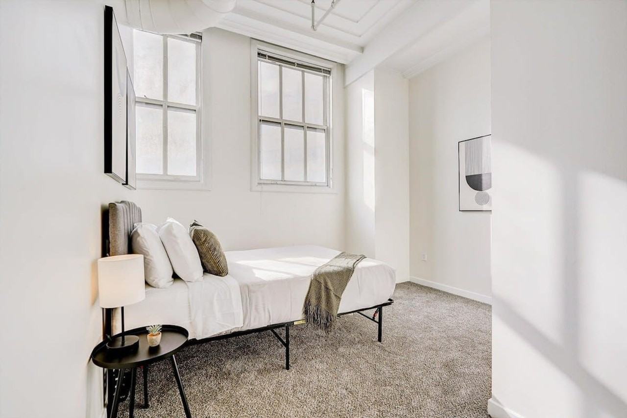 50 N Illinois St #1014588P - Photo 5 of 39