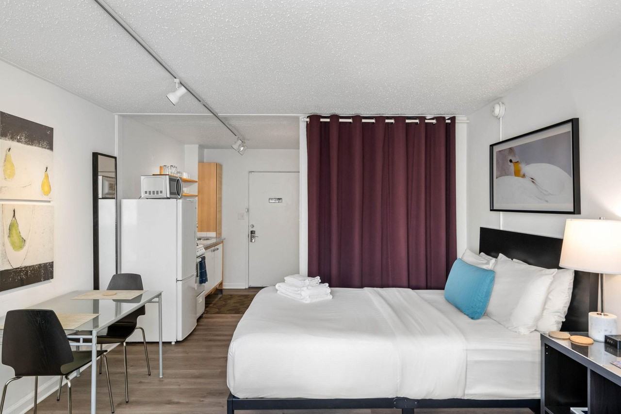 47 25th St Nw #1226664P - Photo 3 of 27