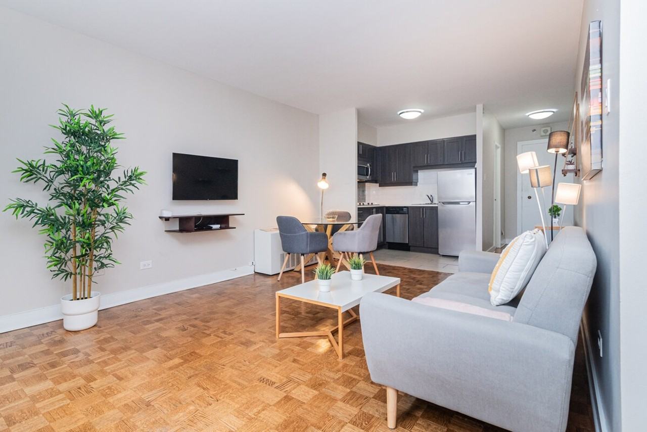 3630 Promenade Sir-William-Osler #1261797P - Photo 3 of 25