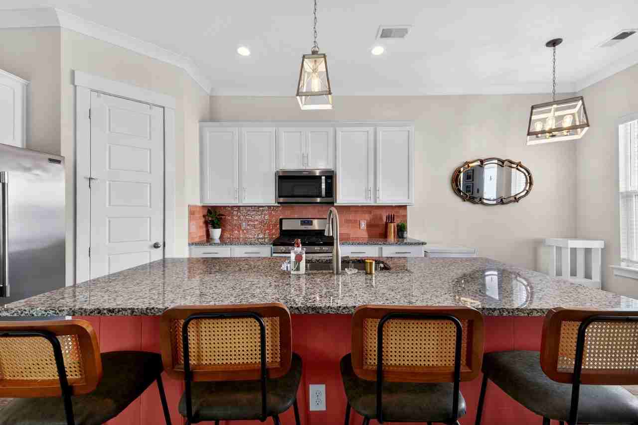 4515 Summey St - Photo 3 of 11