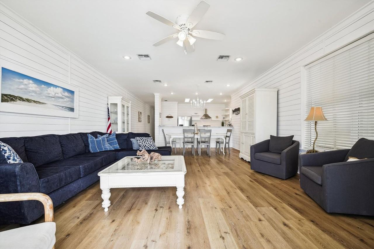 8013 Surf Dr #1523322P - Photo 3 of 38