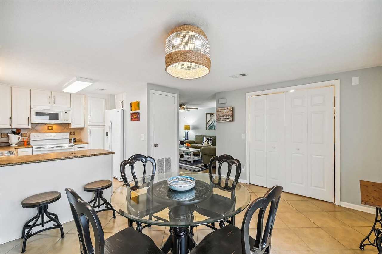 5710 Sunset Ave #1523314P - Photo 7 of 25