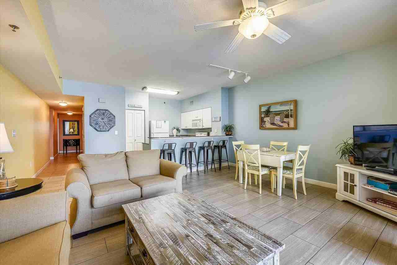 9896 S Thomas Dr #1523311P - Photo 3 of 28