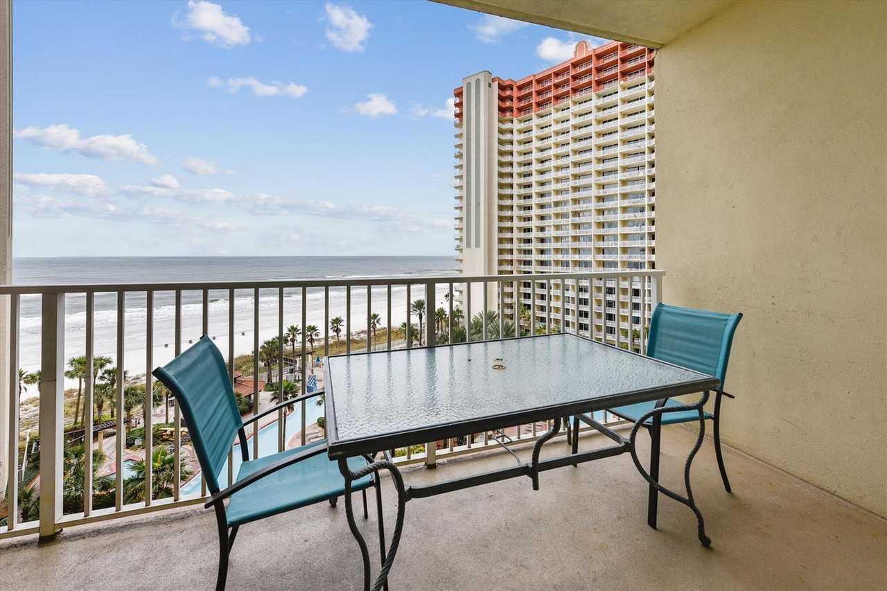 9896 S Thomas Dr #1523311P - Photo 6 of 28