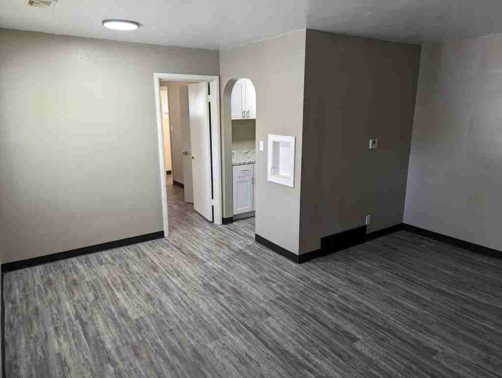 2 James Pl #5 - Photo 3 of 12