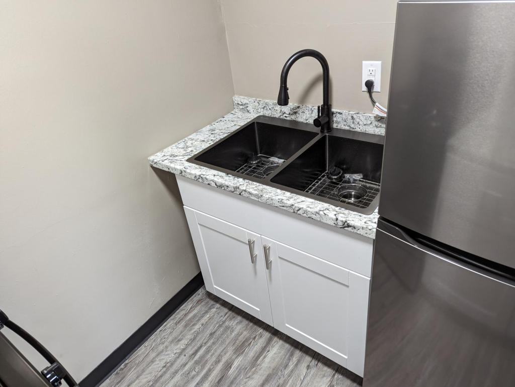 2 James Pl #5 - Photo 5 of 12