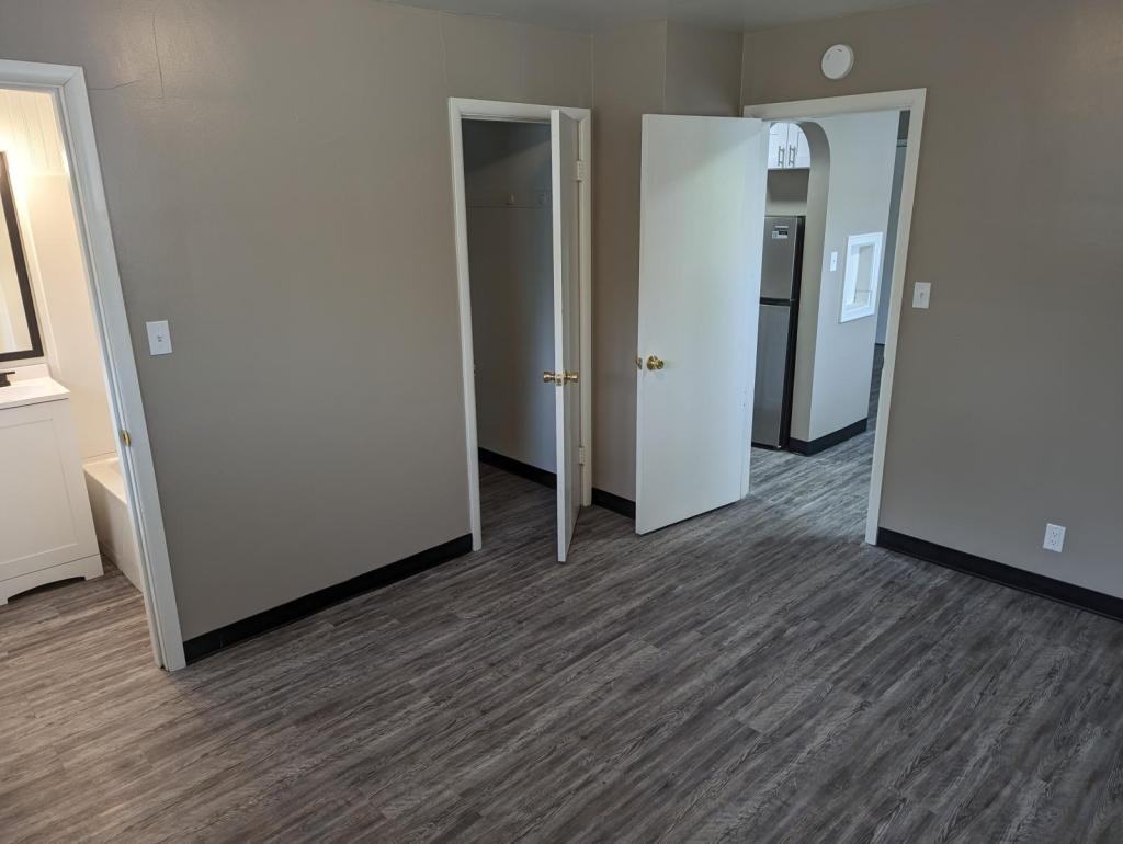 2 James Pl #5 - Photo 6 of 12