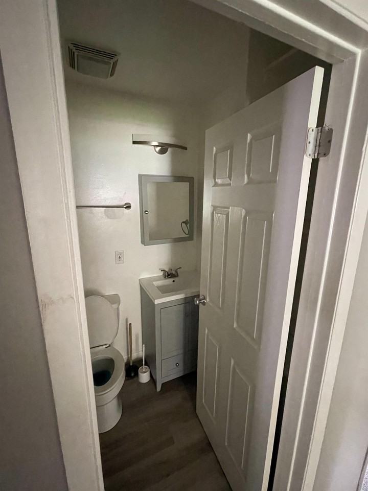 5399 Inlet Dr #1 - Photo 5 of 9