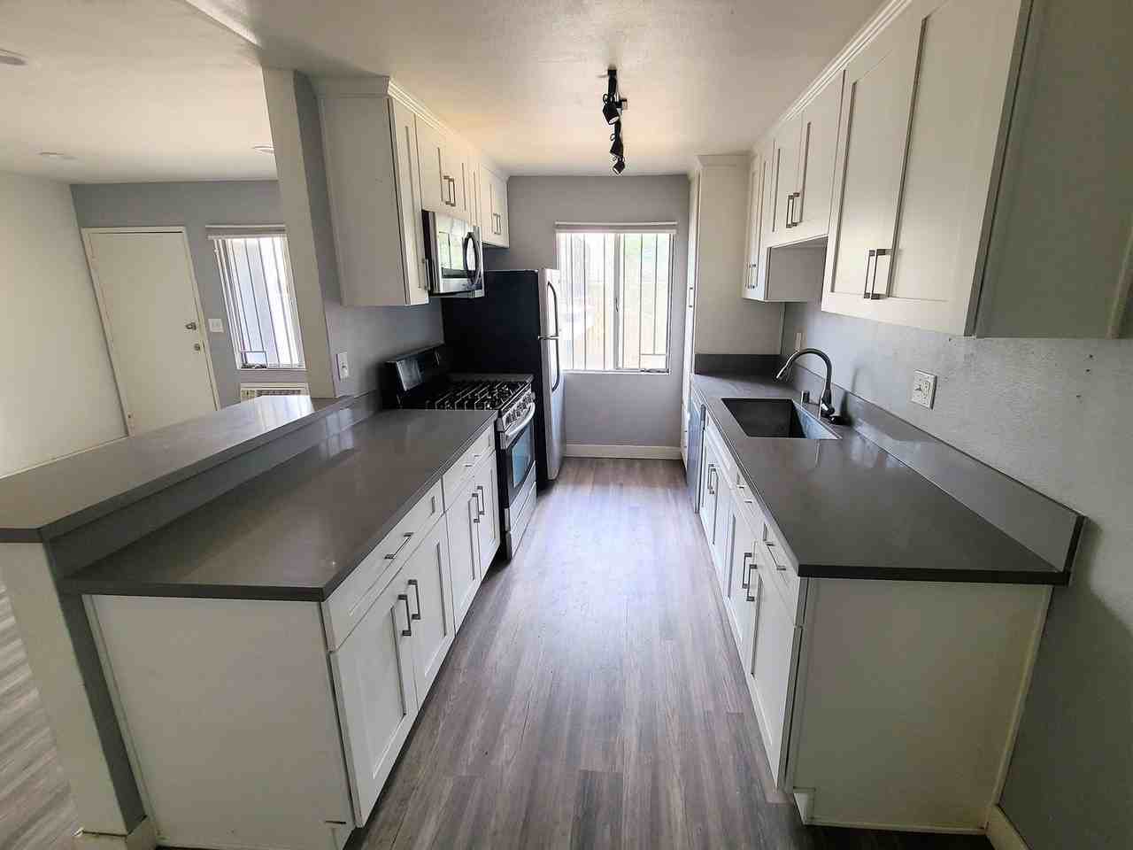 Renovated Units In Echo Park - Photo 3 of 6