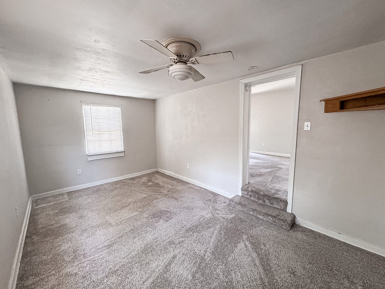 2710 Henderson Rd - Photo 2 of 15