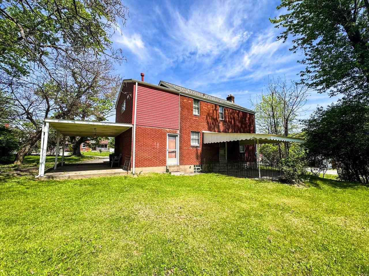 2710 Henderson Rd - Photo 6 of 15