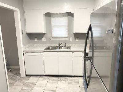 731 Hedgelawn Way #731 - Photo 2 of 9