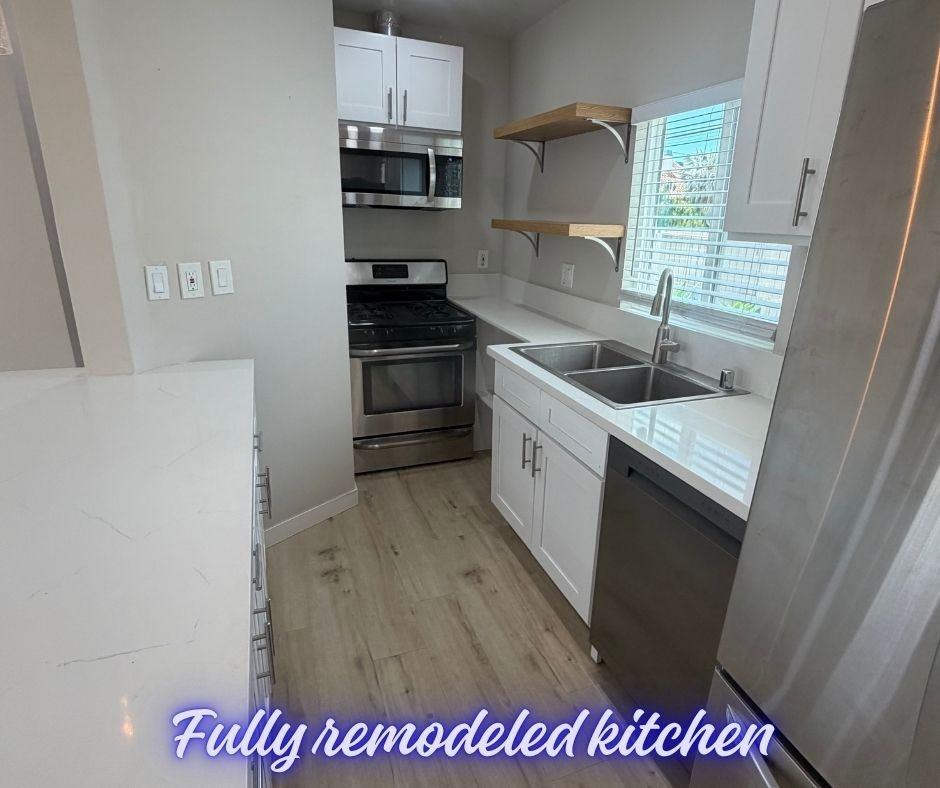 1517 Idaho Ave - Photo 7 of 31