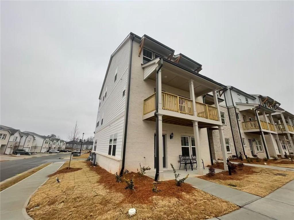 4195 Holland Grove Rd - Photo 2 of 26