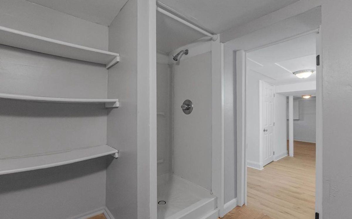 4513 Woodlea Ave - Photo 6 of 9