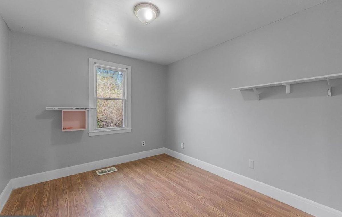 4513 Woodlea Ave - Photo 7 of 9