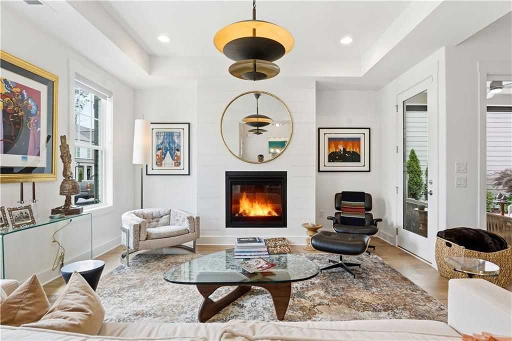 158 Kingwood Dr - Photo 2 of 49