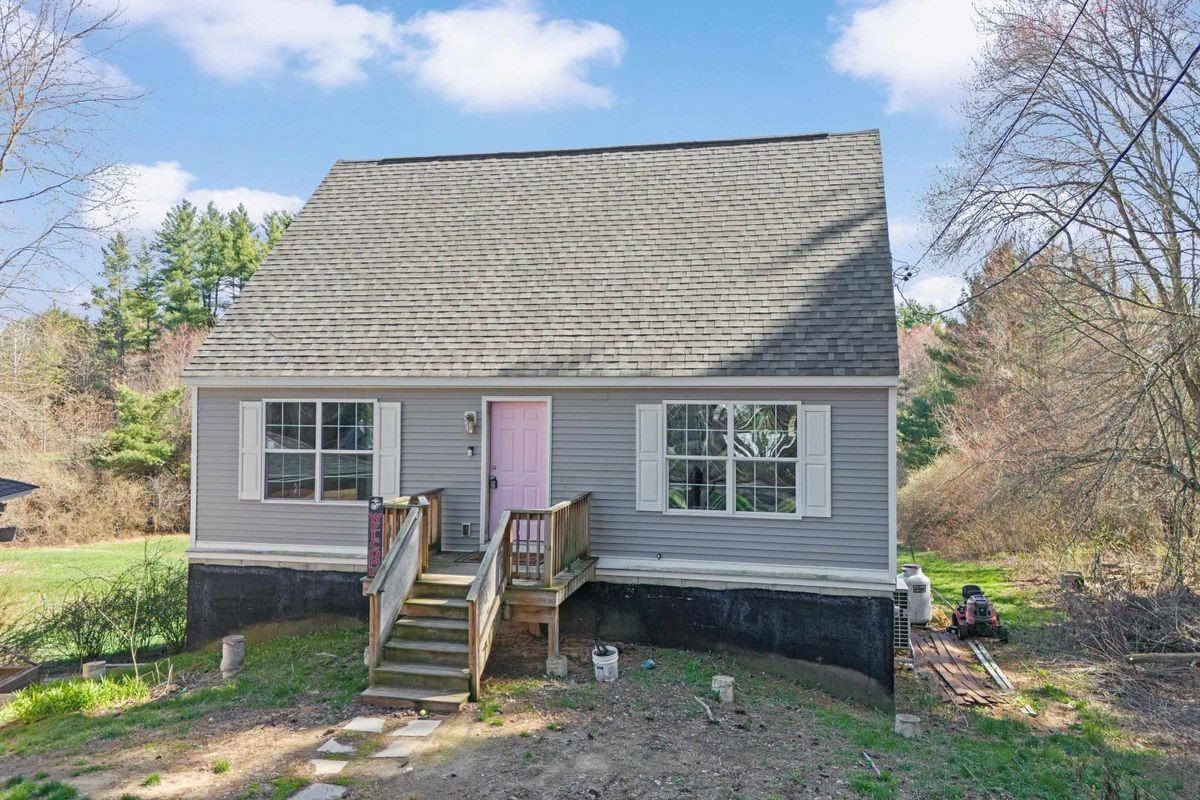 7 Pheasant Run - Photo 2 of 43