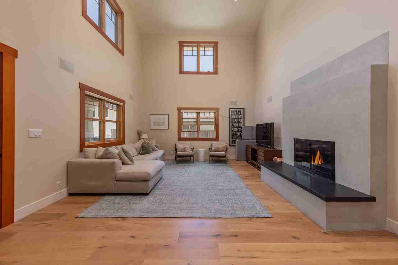 10802 Creek Rd - Photo 5 of 26