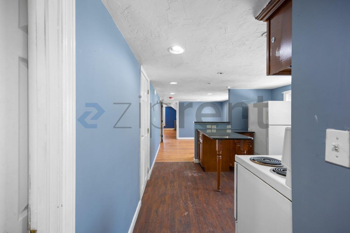 39 Union St #3F - Photo 6 of 20
