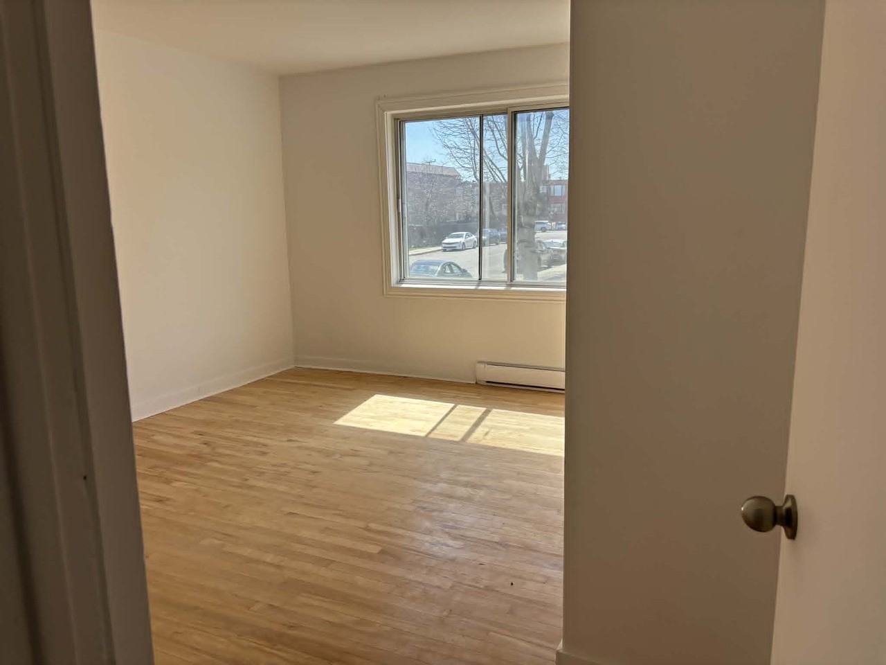 510 31e Avenue #4 - Photo 3 of 10