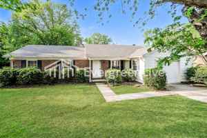 featured image of 3612 Sellwood Rd