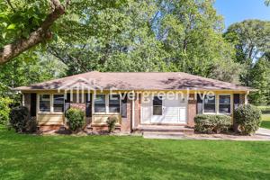 featured image of 2507 Fernbrook Rd